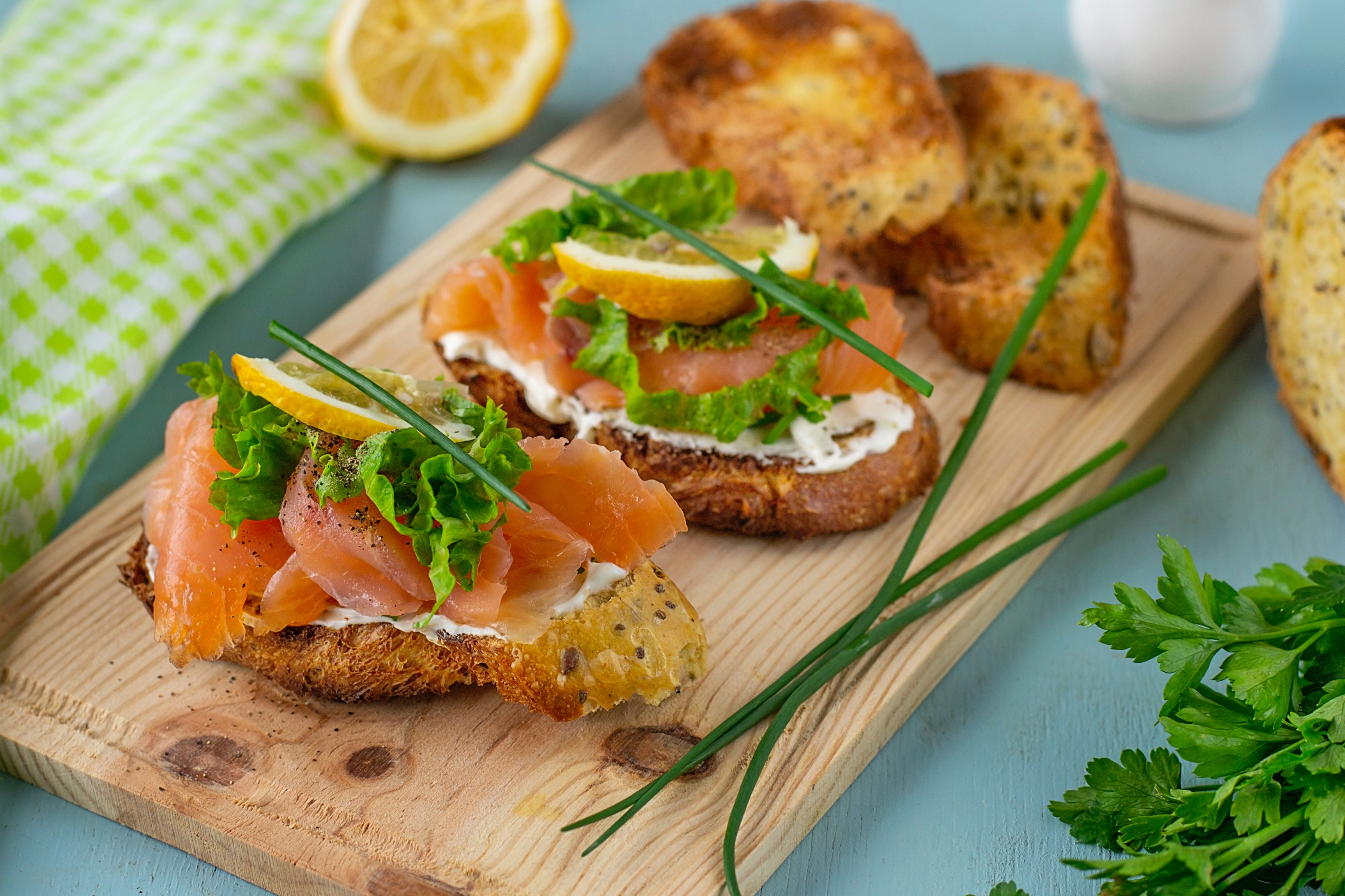 Low Sodium Smoked Salmon: Health-Conscious Options in Smoked Salmon