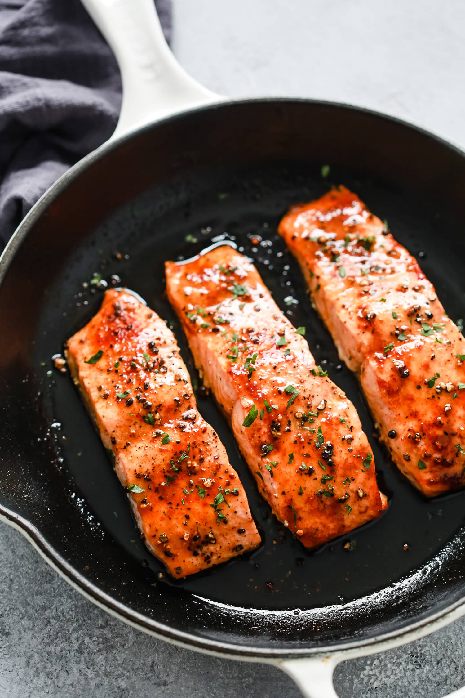 Can You Deep Fry Salmon: Exploring Cooking Methods for Salmon