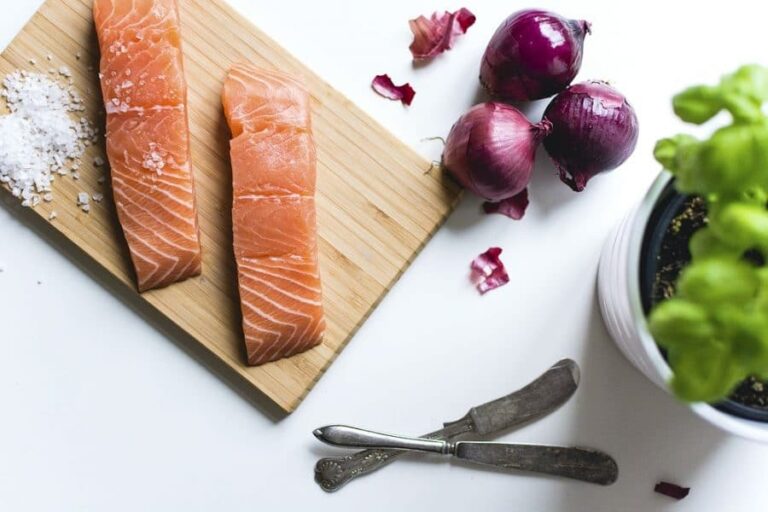 What Does Raw Salmon Taste Like: Sensory Experience of Raw Salmon