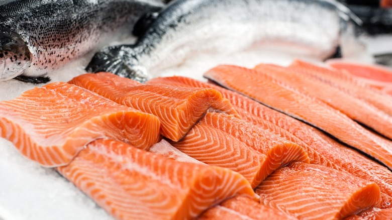 What Does Raw Salmon Taste Like: Sensory Experience of Raw Salmon